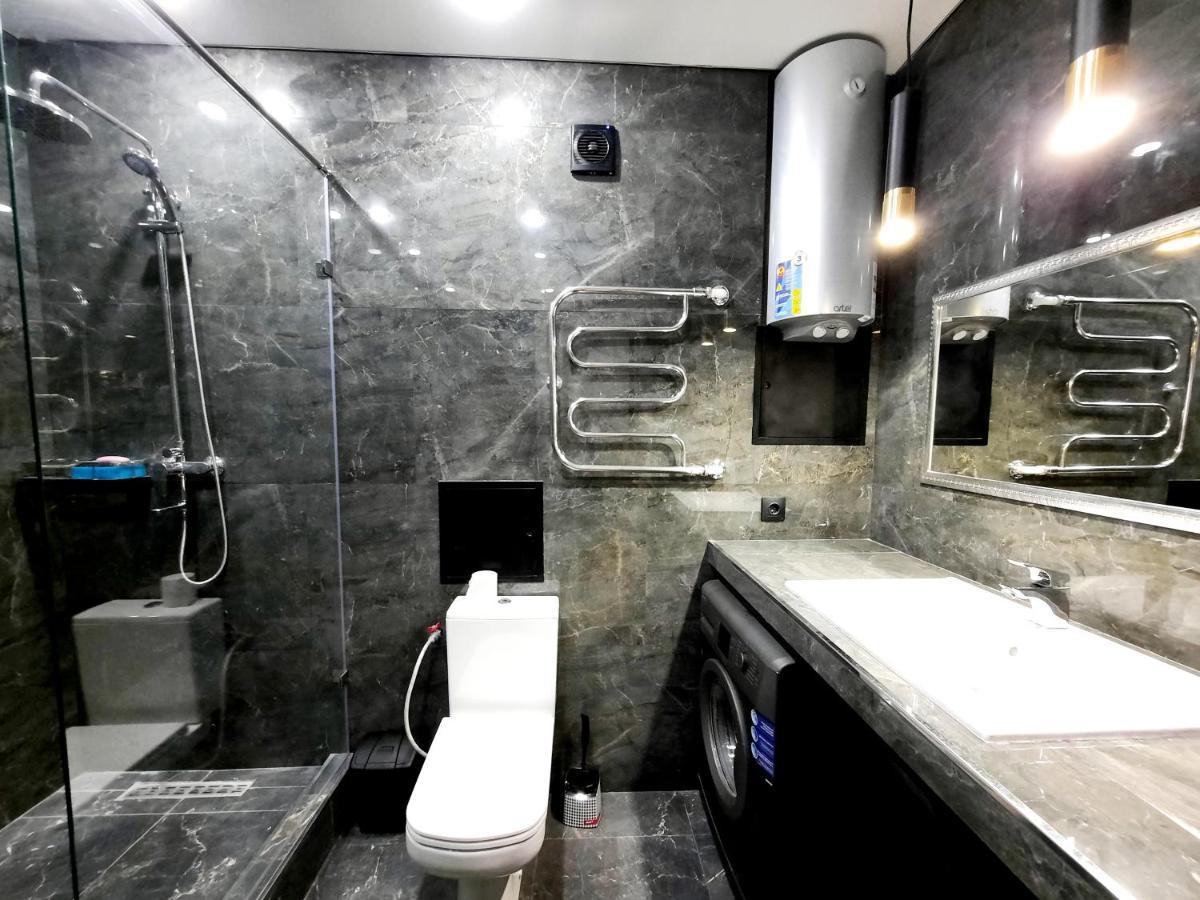 Исы Байзакова 133 Apartman Pavlodar Kültér fotó