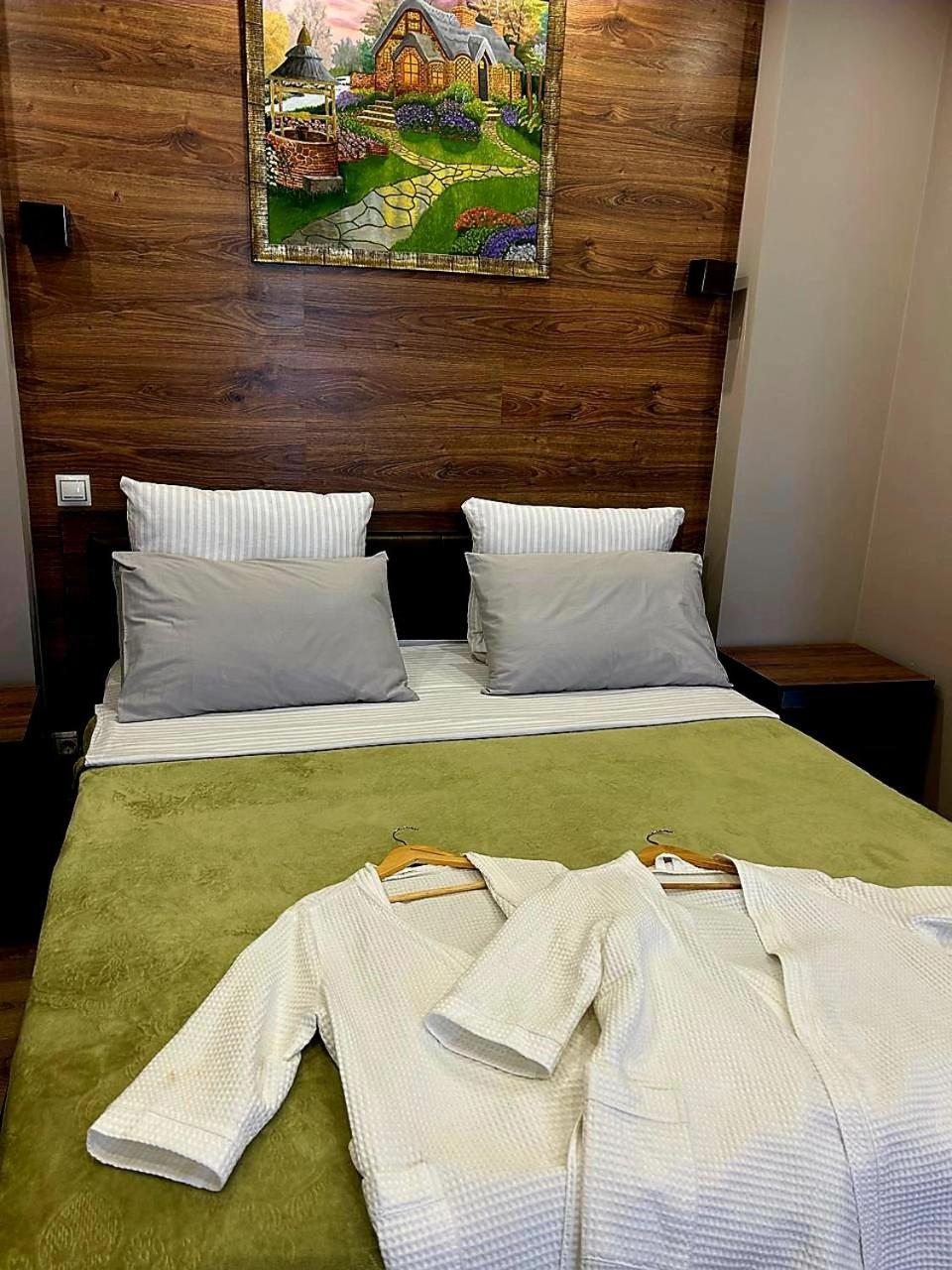 Исы Байзакова 133 Apartman Pavlodar Kültér fotó